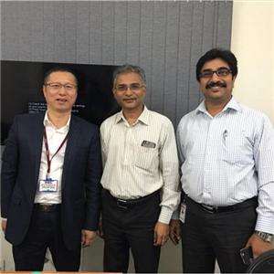 مديرنا السيد (تشين) زار (إتش بي إل) للتفاوض بشأن العمل