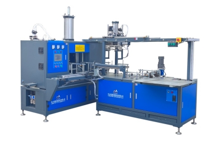 الوظائف الرئيسية وتأثير آلة تجميع ولحام البطارية الأوتوماتيكية