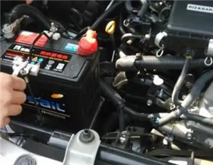 ما هي مدة الحياة الحقيقية لبطارية الرصاص الحمضية